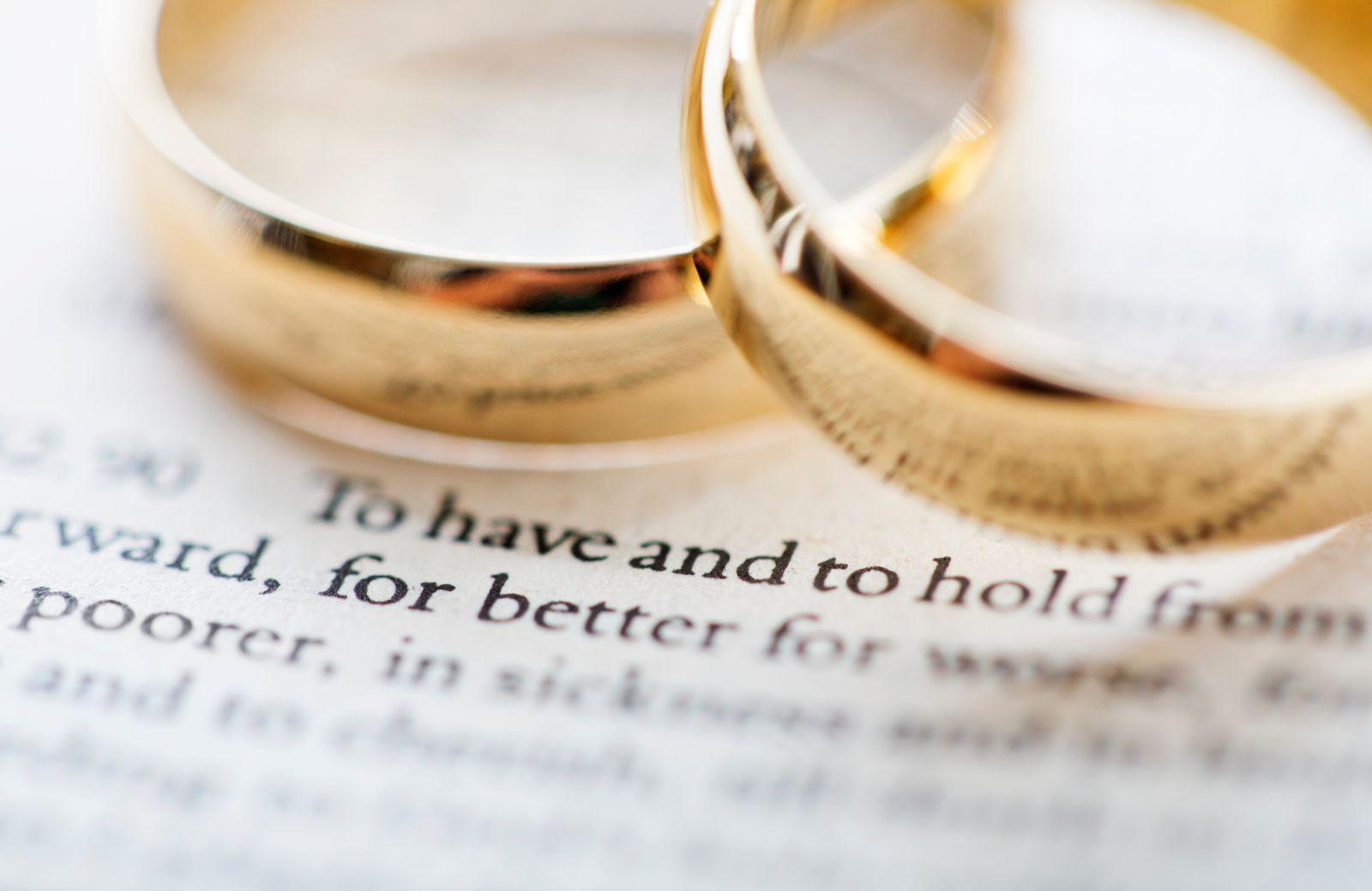 How to Write Your Wedding Vows in Los Angeles